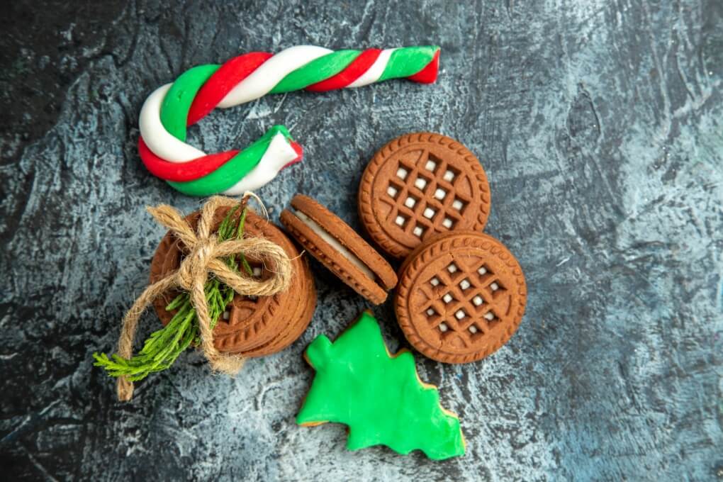 ozdoby świąteczne ciastka pierniczki i laseczki w kolorze włoskiej flagi święta po włosku Preston Publishing