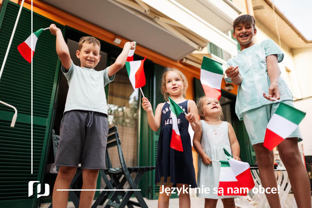 włoskie dzieci z włoskimi flagami zadowolone i uśmiechające się nauka włoskiego dla dzieci najlepsze książki Preston Publishing